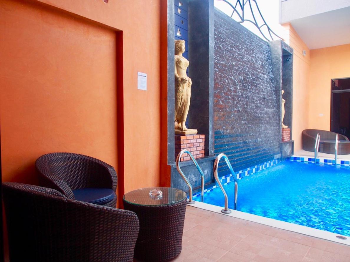 Готель Baan Noppadol Hua Hin Loft Екстер'єр фото