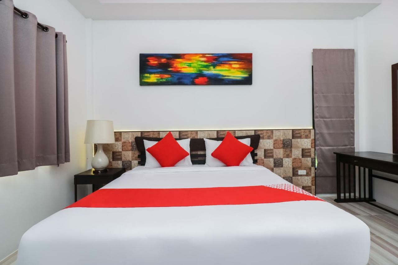 Готель Baan Noppadol Hua Hin Loft Екстер'єр фото